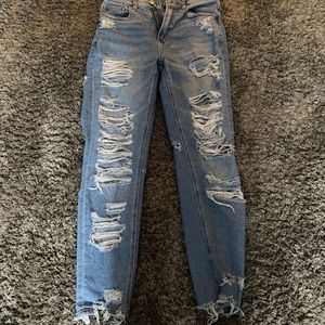 American Eagle Stretch Mom Jeans